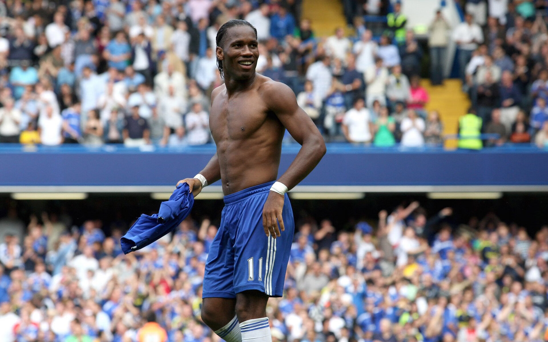 九游体育官方入口-莱万一剑封喉,马里鏖战皇家社会见证关键先生的诞生